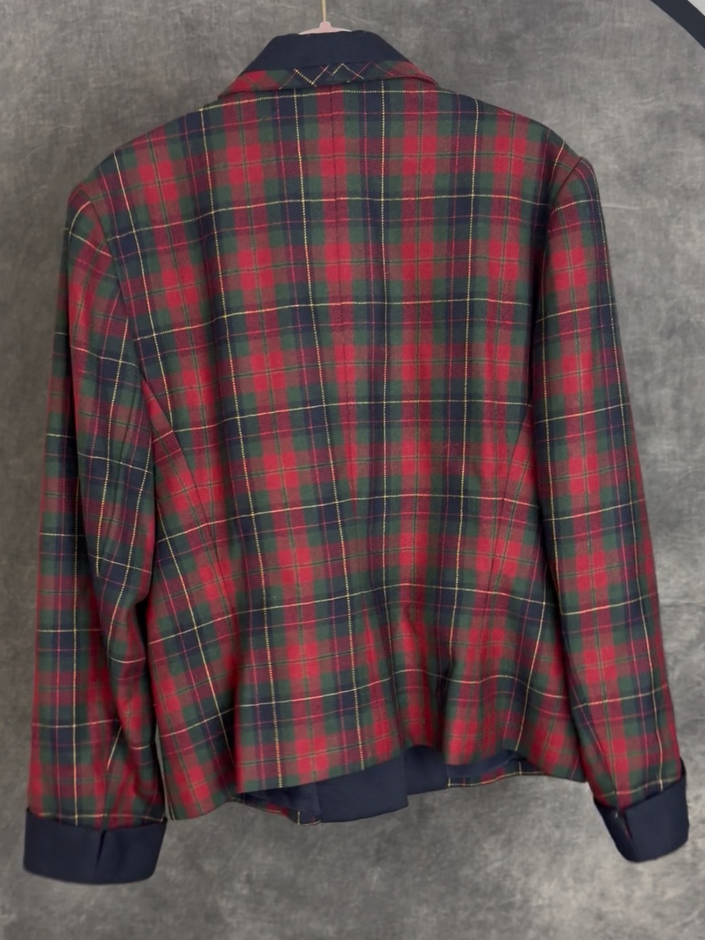 Kasper ASL Red Green Plaid Wool Blazer Gold Buttons Size 10 - Picture 3 of 6
